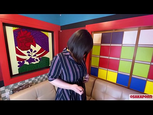 ❤️ Японска сладурана с големи цици мастурбира със секс играчки и получава оргазъм. В едно интервю тя разказва за опита си в чукането. Огромни цици и космати путка стенат силно. Osakaporn Ебане в bg.xxxlfv.top